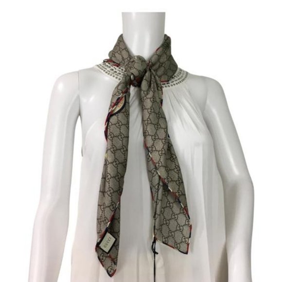 Gucci Women's Scarf Sylvie Web Motif Beige Printed Monogram GG 90x90cm DM - Picture 5 of 7